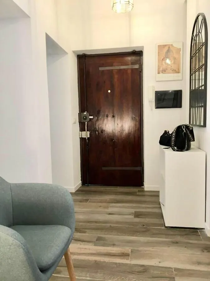 Colosseo Central Apartment Rome