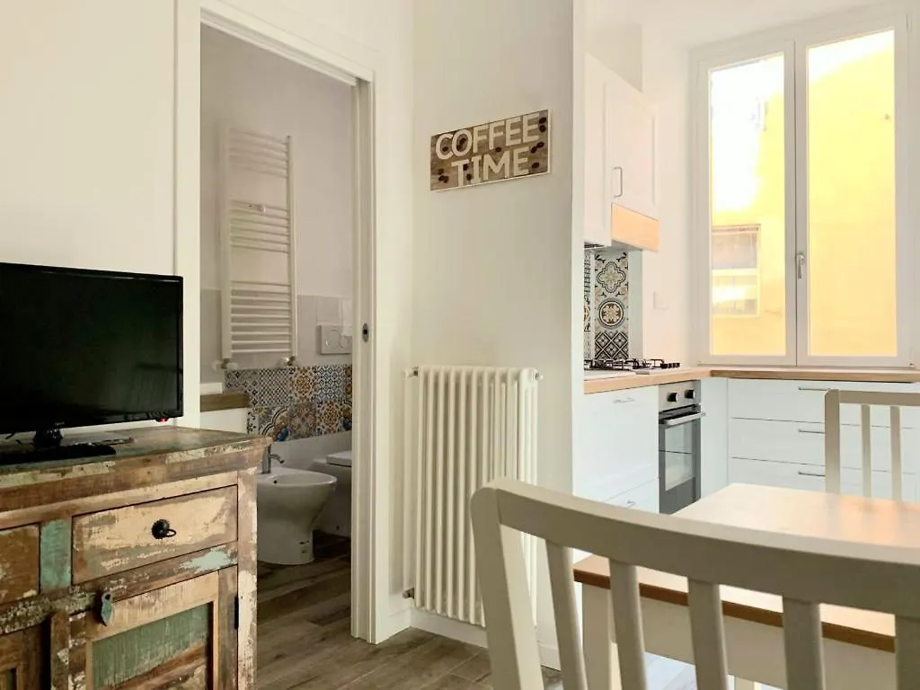 Colosseo Central Apartment Rome 0*,