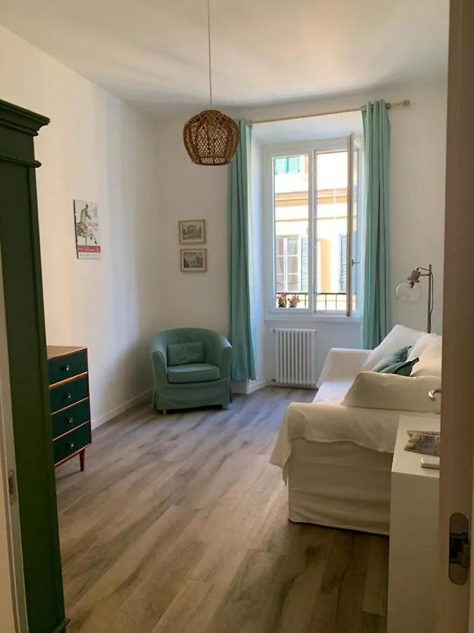 Colosseo Central Apartment Rome 0*,  Italy